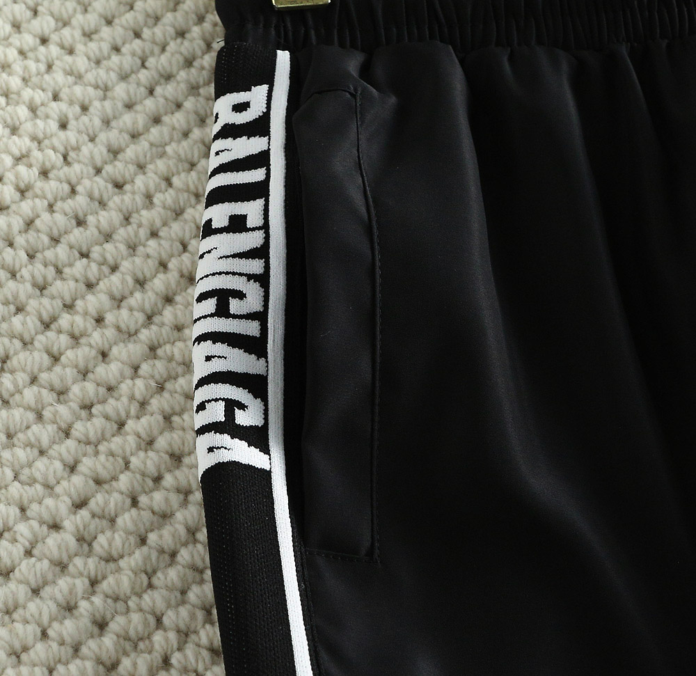 Burberry Short Pants